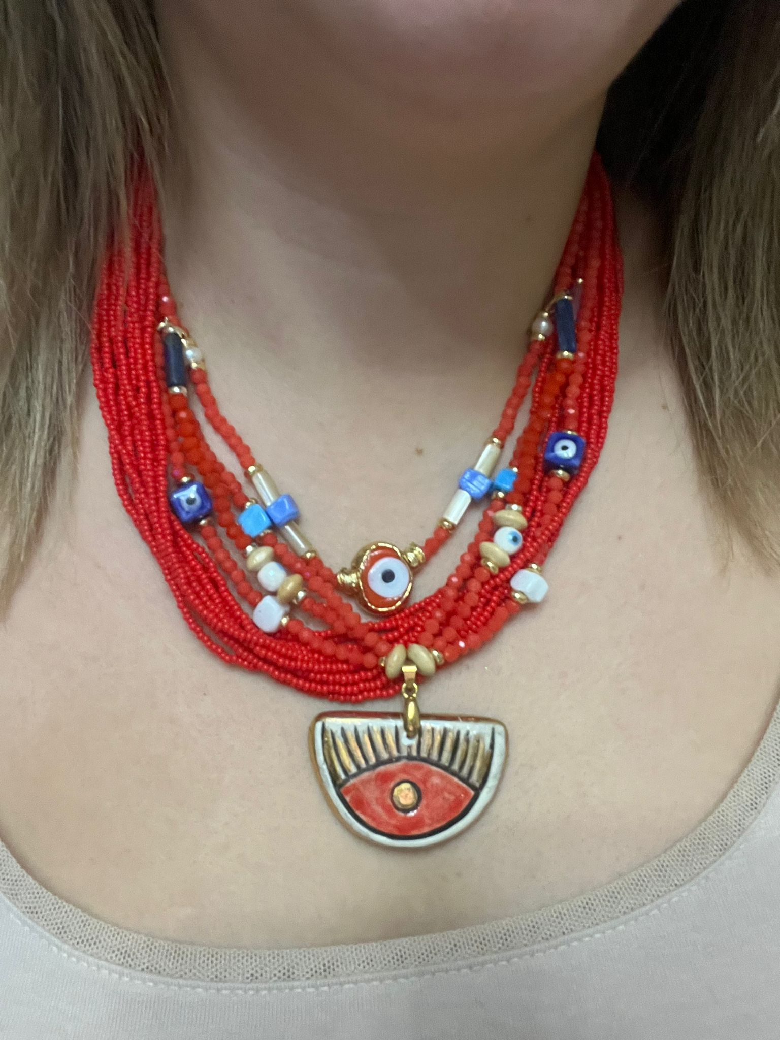 Mercan Tonlu Spirit Kolye – Sezgi ve Işığın Dansı